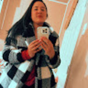 Meet your Posher, Iris